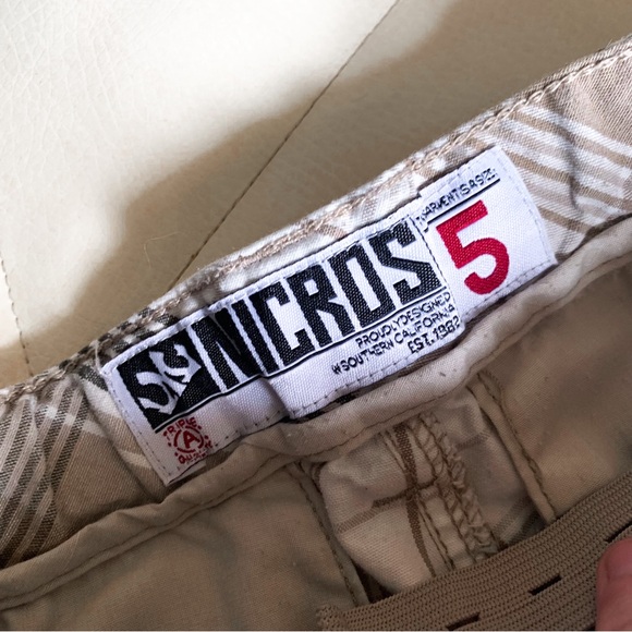 Micros • Shorts - Picture 3 of 4